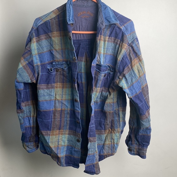 Blue flannel button up - Picture 1 of 3